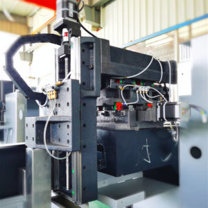 Wire-Cut-EDM-UV-Axis